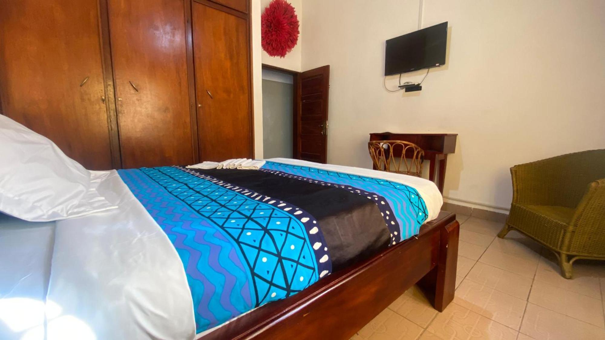 Fiiaa Hotel Yaounde Exterior photo